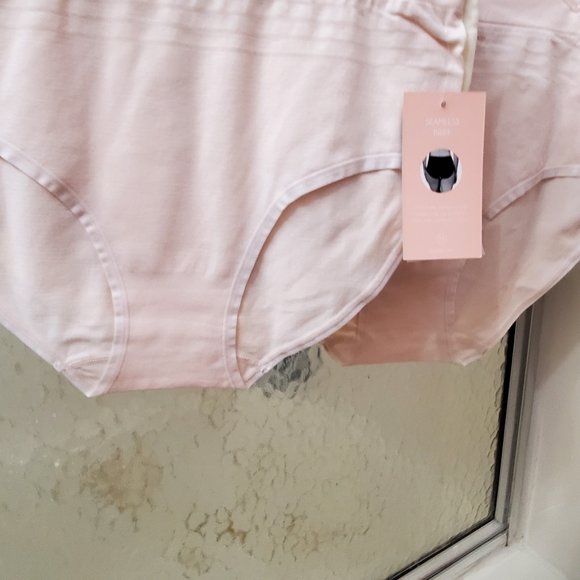 NWT Yummie by Heather Thomson 3PK Seamless Briefs; Multicolor.Sz L & M; $30 Eac - Picture 3 of 11